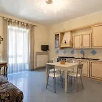Bed & Breakfast Fabros カンパーニャ