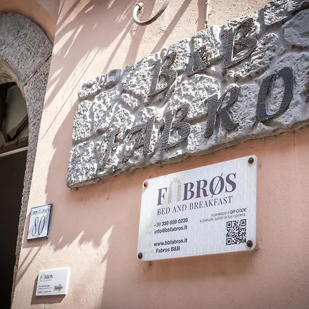ベッド・アンド・ブレックファスト Bed & Breakfast Fabros 3*