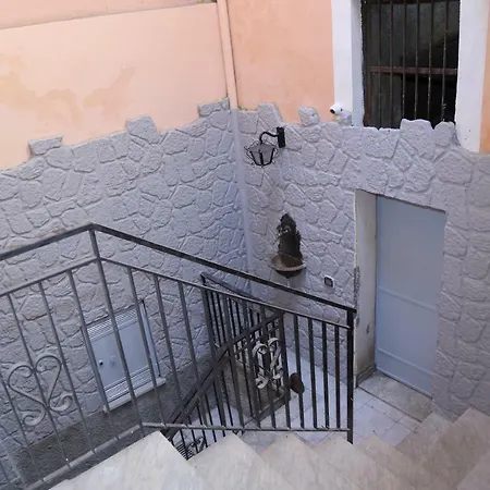 Bed & Breakfast Fabros Frühstückspension 3*