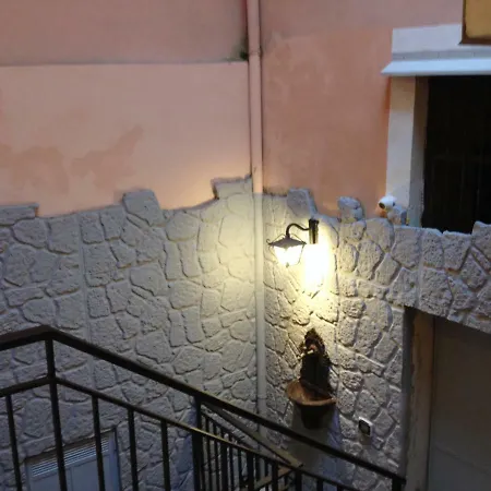 Bed & Breakfast Fabros Frühstückspension